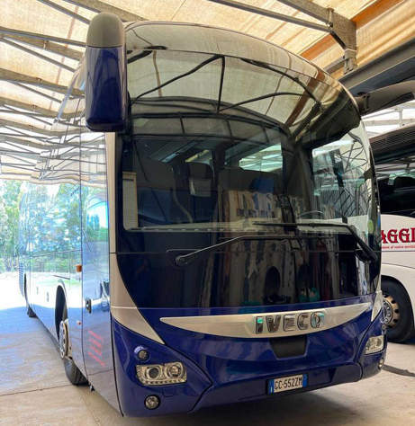 Noleggio autobus con conducente Cagliari