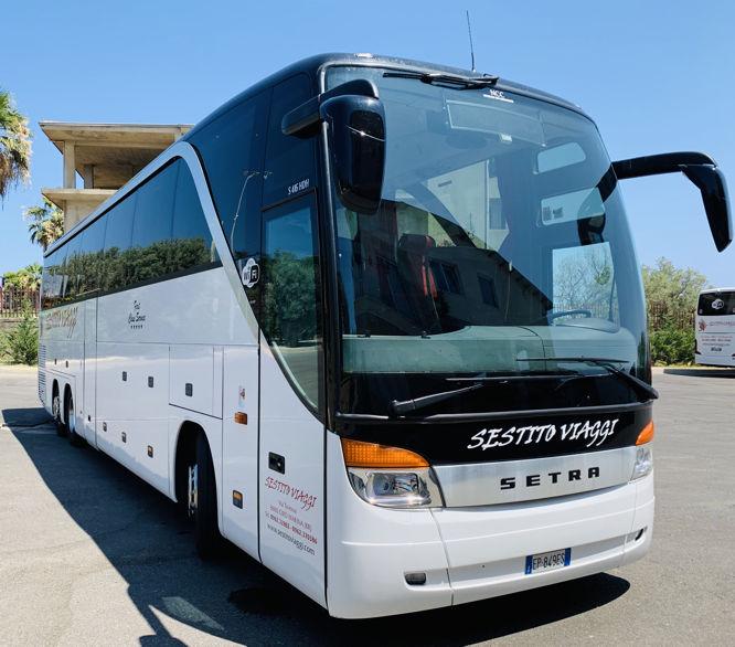 Noleggio bus e minibus con autista Crotone