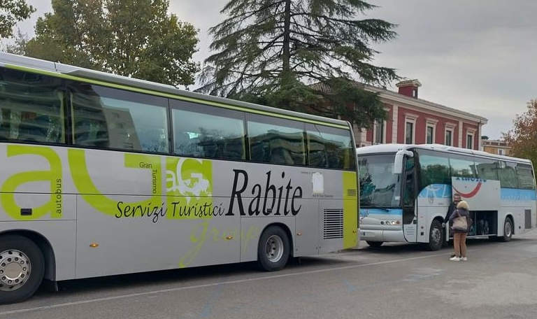 Noleggio autobus con conducente Taranto